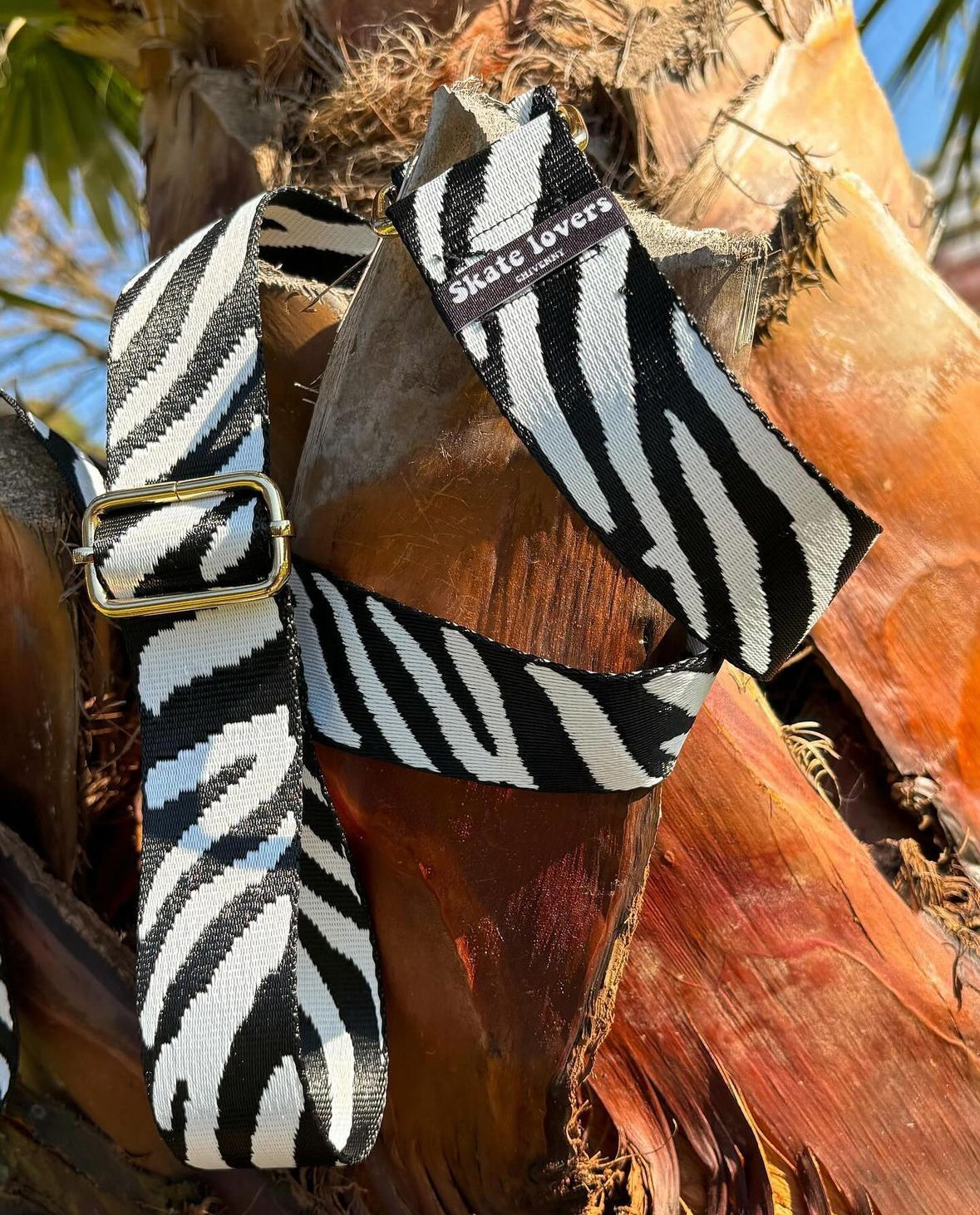 Zebra leash